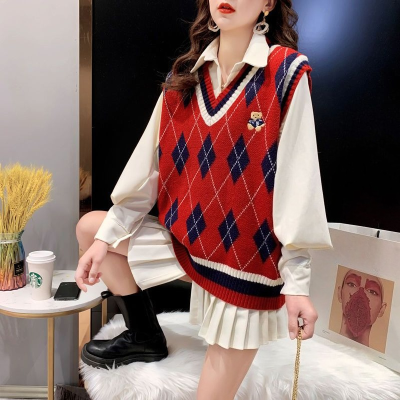 Winter Clothing Offer - เสื้อกั๊กไหมพรมสีแดงสำหรับผู้หญิง เสื้อกั๊กแขนกุด ฤดูหนาว 2025 สไตล์สวยงาม เสื้อผ้าแฟชั่นสำหรับการเดินทาง