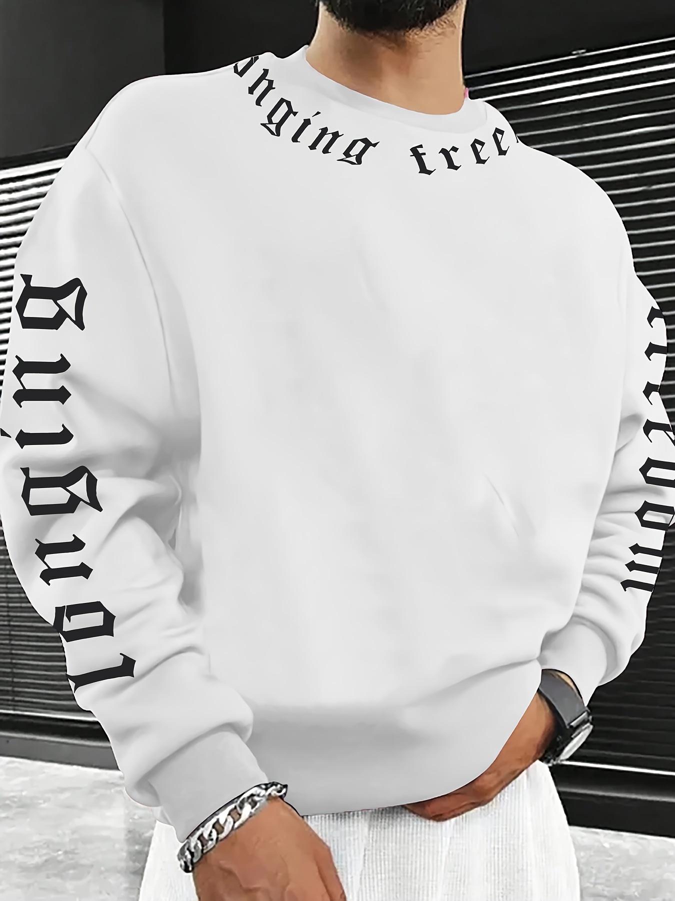 เสื้อสเวตเตอร์คอกลมพิมพ์ลายตัว - Winter Clothing Men บทวิจารณ์และราคา