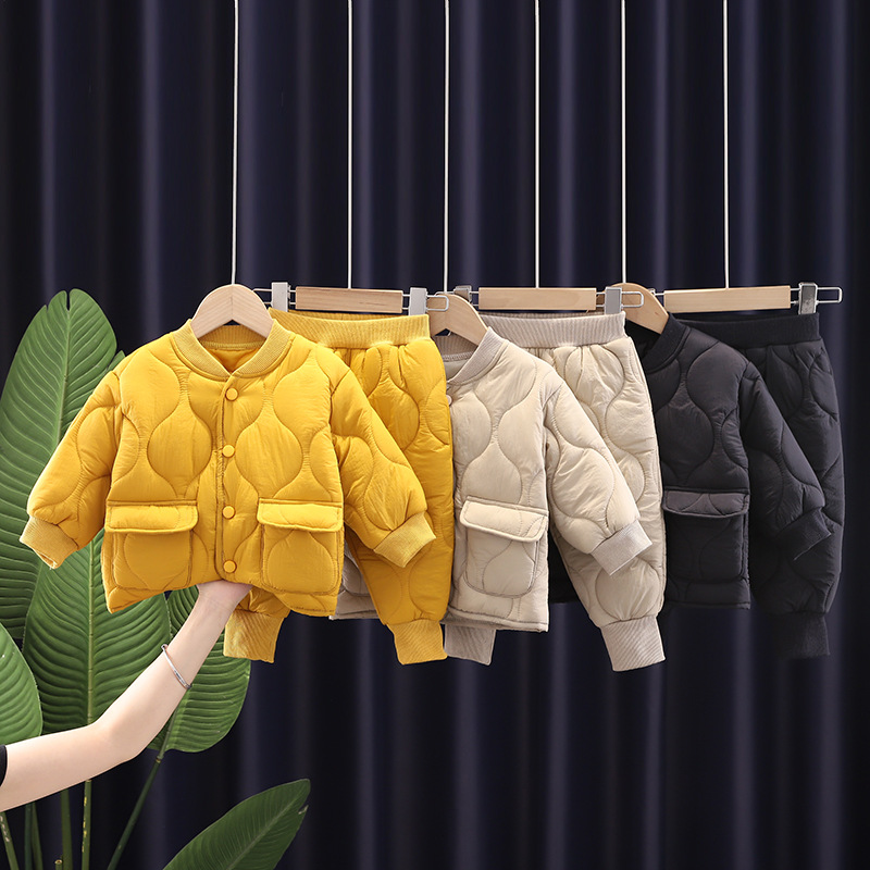 ชุดเซ็ทเด็กผู้ชายและเด็กผู้หญิ - Winter Clothing Activities For Toddlers บทวิจารณ์และราคา